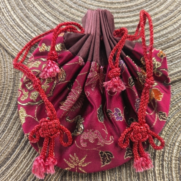 Vintage Brocade Drawcord Evening Bag EUC - Picture 9 of 11